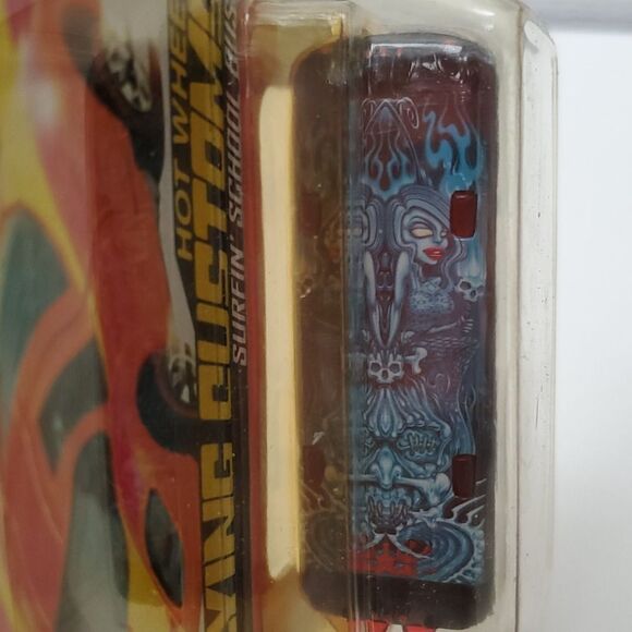 Hot Wheels Surfin School Bus 2003 - Picture 4 of 4